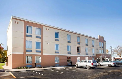 Vineland Hotel | Quality Inn Vineland - Millville