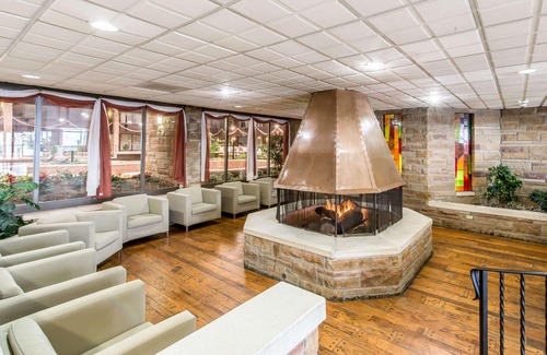 Somerset Hotel | Quality Inn and Conference Center Somerset