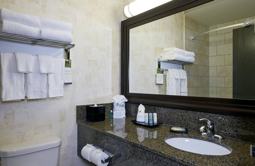 Saskatoon Hotel | Quality Inn and Suites