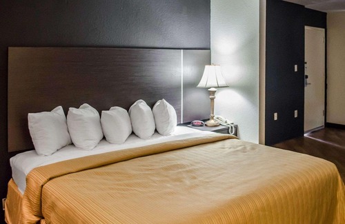 Niceville Hotel | Quality Inn At Eglin AFB