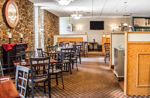 Franklin Hotel | Quality Inn & Conference Center Franklin