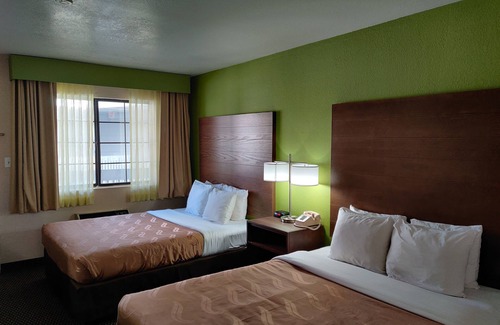 Flagstaff Hotel | Quality Inn Flagstaff East I-40