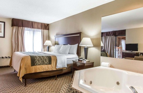 Macomb Hotel | Quality Inn Macomb
