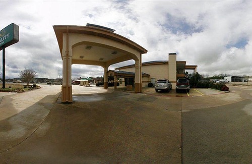 Marshall Hotel | Quality Inn Marshall