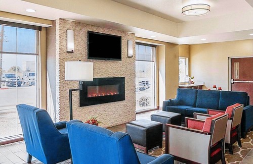 Midland Hotel | Quality Inn Midland