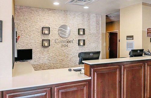 Midland Hotel | Quality Inn Midland