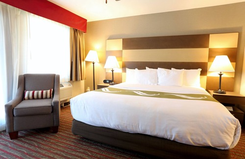Estes Park Hotel | Quality Inn near Rocky Mountain National Park
