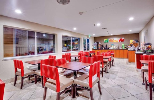 Vallejo Hotel | Quality Inn near Six Flags Discovery Kingdom-Napa Valley