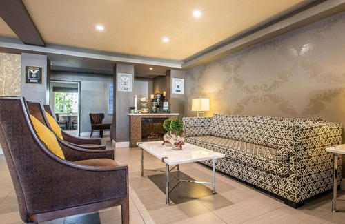 Ontario Hotel | Quality Inn Ontario Airport Convention Center