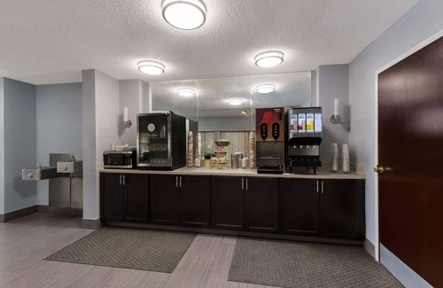 Doctors Inlet Hotel | Quality Inn Orange Park Jacksonville