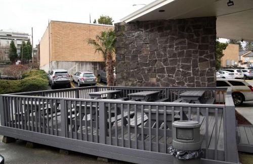 Sumner Hotel | Quality Inn Portland Airport PDX