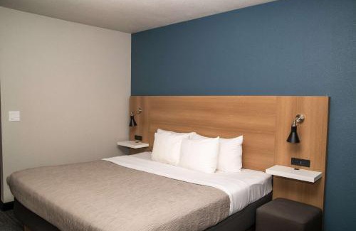 Sumner Hotel | Quality Inn Portland Airport PDX