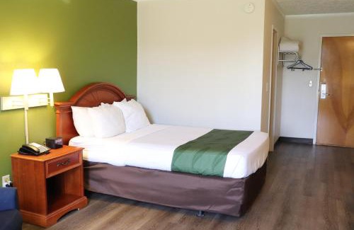 Roxboro Hotel | Quality Inn - Roxboro South
