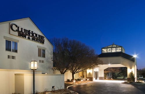 Broadbent Business Park Hotel | Quality Inn & Suites Albuquerque Downtown - University