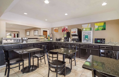 Gracewood Hotel | Quality Inn & Suites Augusta Fort Gordon Area