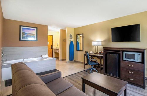 Brandenburg Hotel | Quality Inn & Suites Brandenburg - Fort Knox