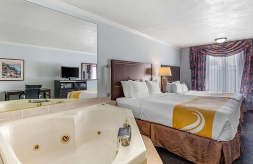 Northwest Anaheim Hotel | Quality Inn & Suites Buena Park Anaheim