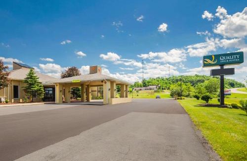 Eckhart Mines Hotel | Quality Inn & Suites Frostburg-Cumberland