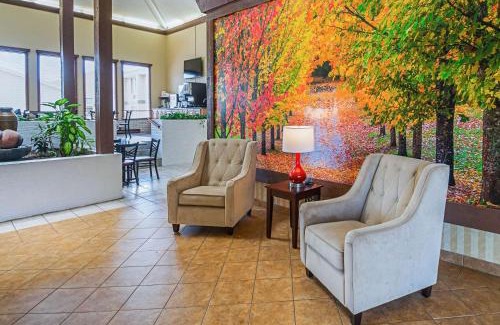 Eckhart Mines Hotel | Quality Inn & Suites Frostburg-Cumberland
