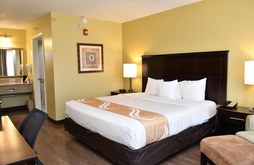 Greenville Hotel | Quality Inn & Suites Greenville I-65