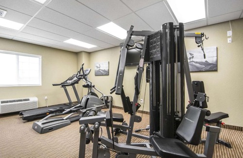 Thompson Hotel | Quality Inn & Suites Thompson