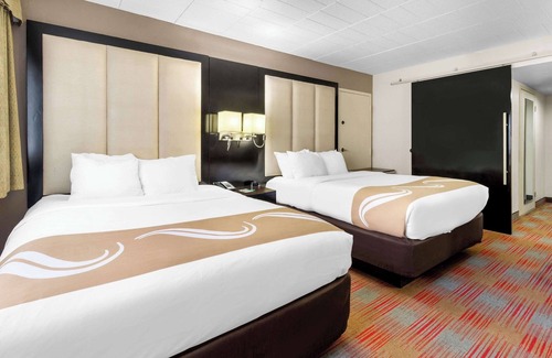 Altoona Hotel | Quality Inn & Suites