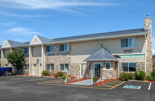 Prairie Du Chien Hotel | Quality Inn & Suites
