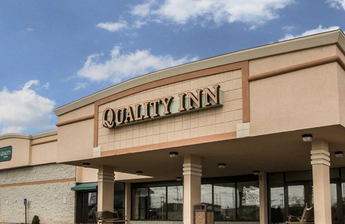 Lansing Hotel | Quality Inn University Lansing