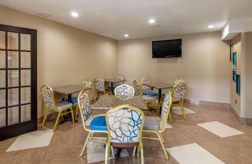 Covington Hotel | Quality Inn