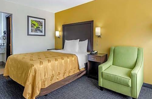 Verona Hotel | Quality Inn Verona - Staunton North