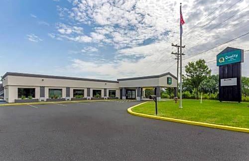 Verona Hotel | Quality Inn Verona - Staunton North