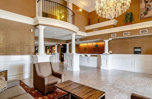 North San Antonio - SAT Hotel | Quality Suites Northeast San Antonio San Antonio