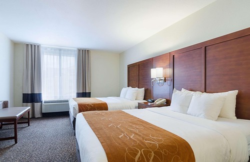 Springdale Hotel | Quality Suites Springdale