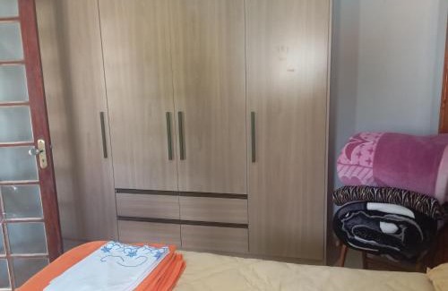 Itaqui House | Quarto com banheiro privativo