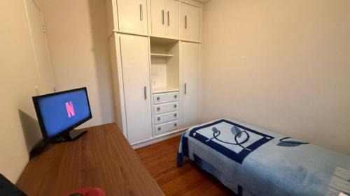 Sorocaba House | Quarto com espaço compartilhado ao lado do shopping, UniCPO, BOS, Centro