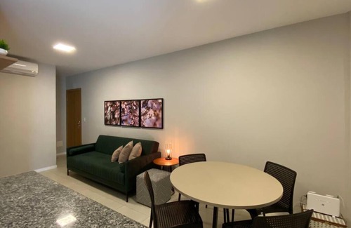 Ondina Apartment | Quarto e sala em Ondina 50 metros da praia