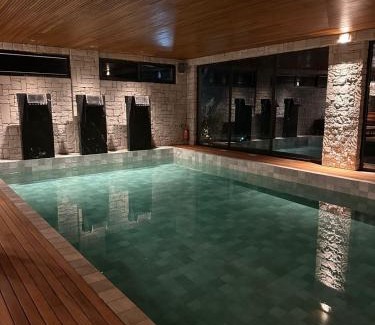 Vila Suzana Hotel | Quarto em Hotel 4 Estrelas Cobertura Ouro