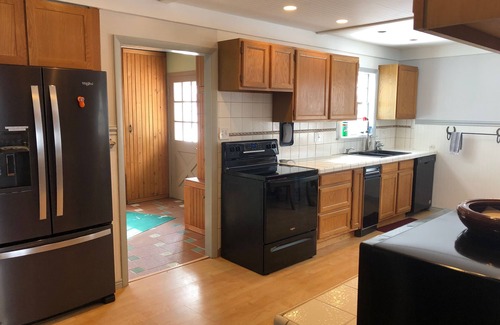 Black Hawk House | Quartz Point Ranch: 20 beautiful acres to roam!