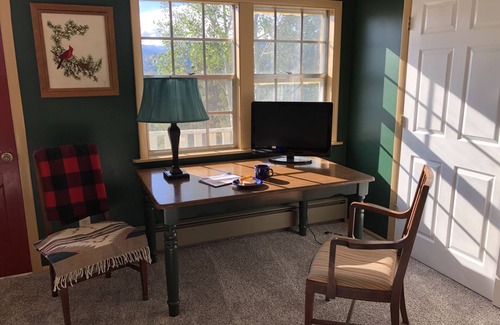 Black Hawk House | Quartz Point Ranch: 20 beautiful acres to roam!