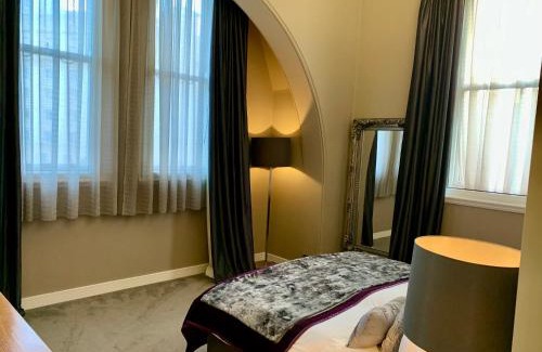 Leeds City Center Apartment | Quebecs Luxury Aparthotel