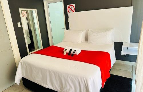 Mooinooi House | Queen Nanikie Guest House