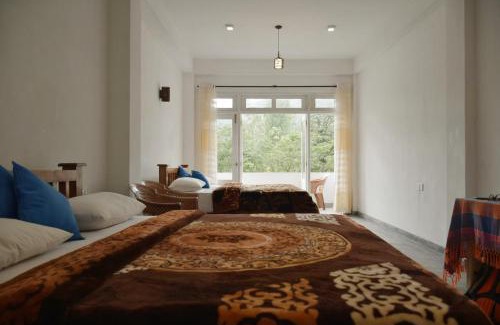 Nallathanniya House | Queens Ark