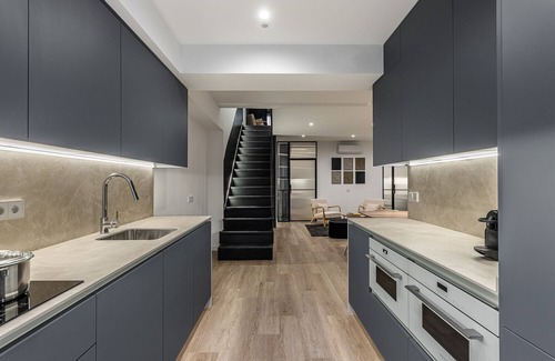 Moncloa - Arguelles Bed & Breakfast | Queens Plaza España VII - Alquiler Corta Duración