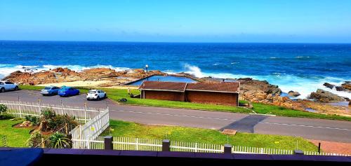 Manaba Beach Apartment | Queens View 2 - Sleeps 5