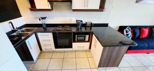 Manaba Beach Apartment | Queens View 2 - Sleeps 5