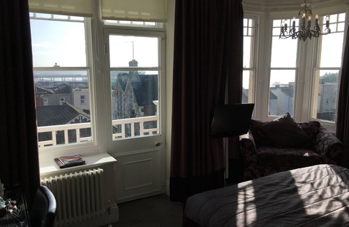 Weston-super-Mare Hotel | Queenswood Hotel