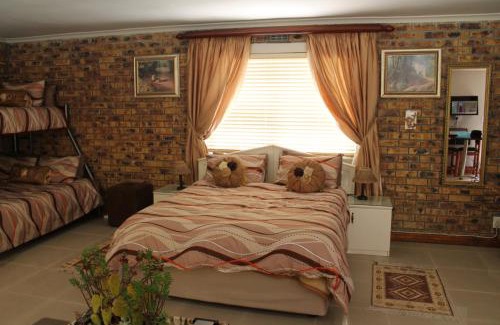Melkbosstrand Bed & Breakfast | Quest Bed And Breakfast