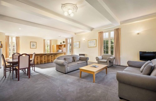 Glebe Apartment | Quest Trinity House