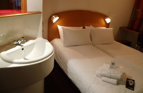 Porte Des Alpes - Mi Plaine - Manissieux Hotel | Quick Palace Lyon Saint Priest