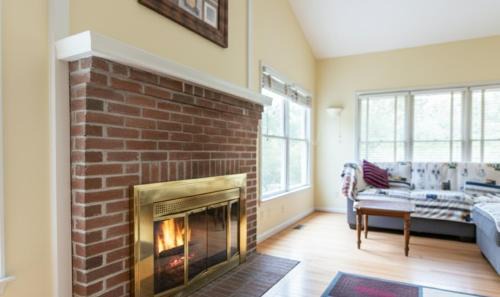 Fairfax House | Quiet 2-Story Home Garden View & Large Kitchen